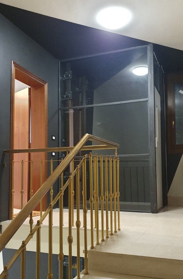 Nel centro di Luce Fabiano a Dolo, Venezia, Dario Canil conduce seminari di Reiki e di Sciamamismo.